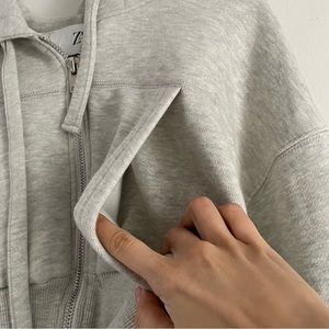 Zara | Tops | Zara Kaia X Zara Hooded Zip Up Sweatshirt In Creambeige |  Poshmark